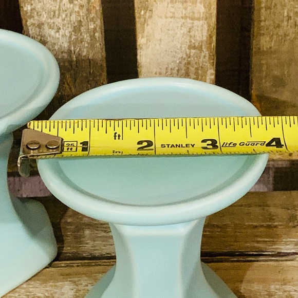 Set of 2 Aqua Pedestal Risers - Picture 6 of 6